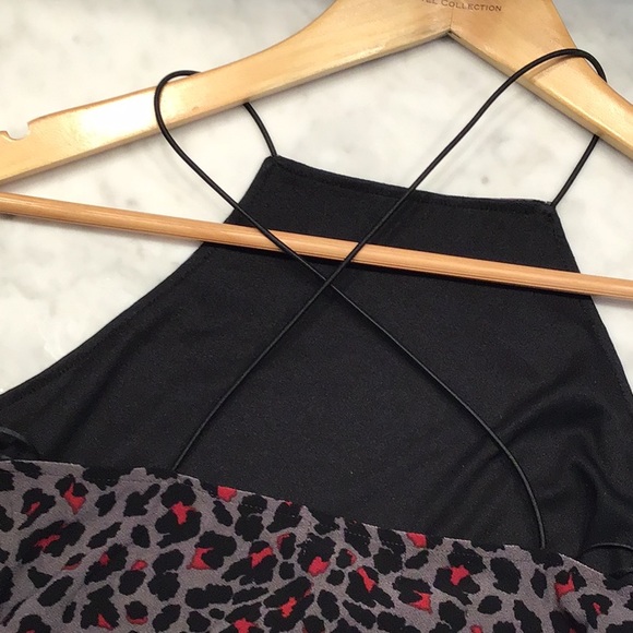 LEITH BODYCON RUCHED LEOPARD DRESS NWT SMALL - Picture 5 of 5